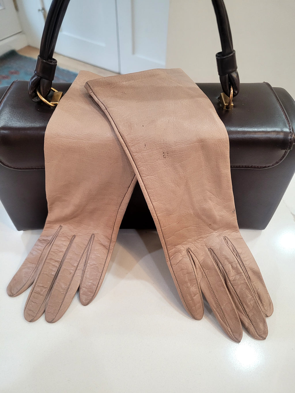 RARE Christian Dior Vintage Coveted Sleek Beige Leather & Silk Evening Gloves (XS-S)