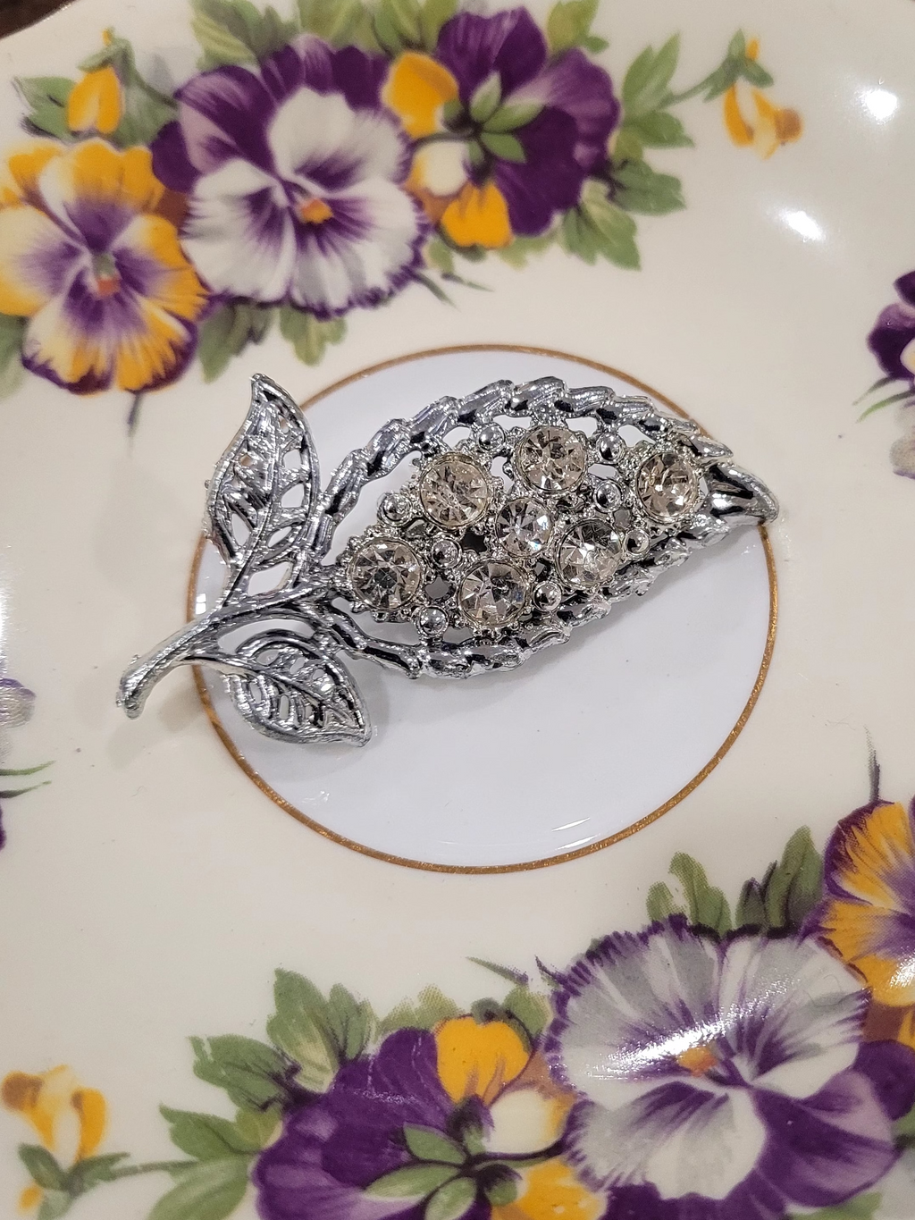 Vintage Silver Tone Leaf Stem Brooch White Rhinestone Pin Plant