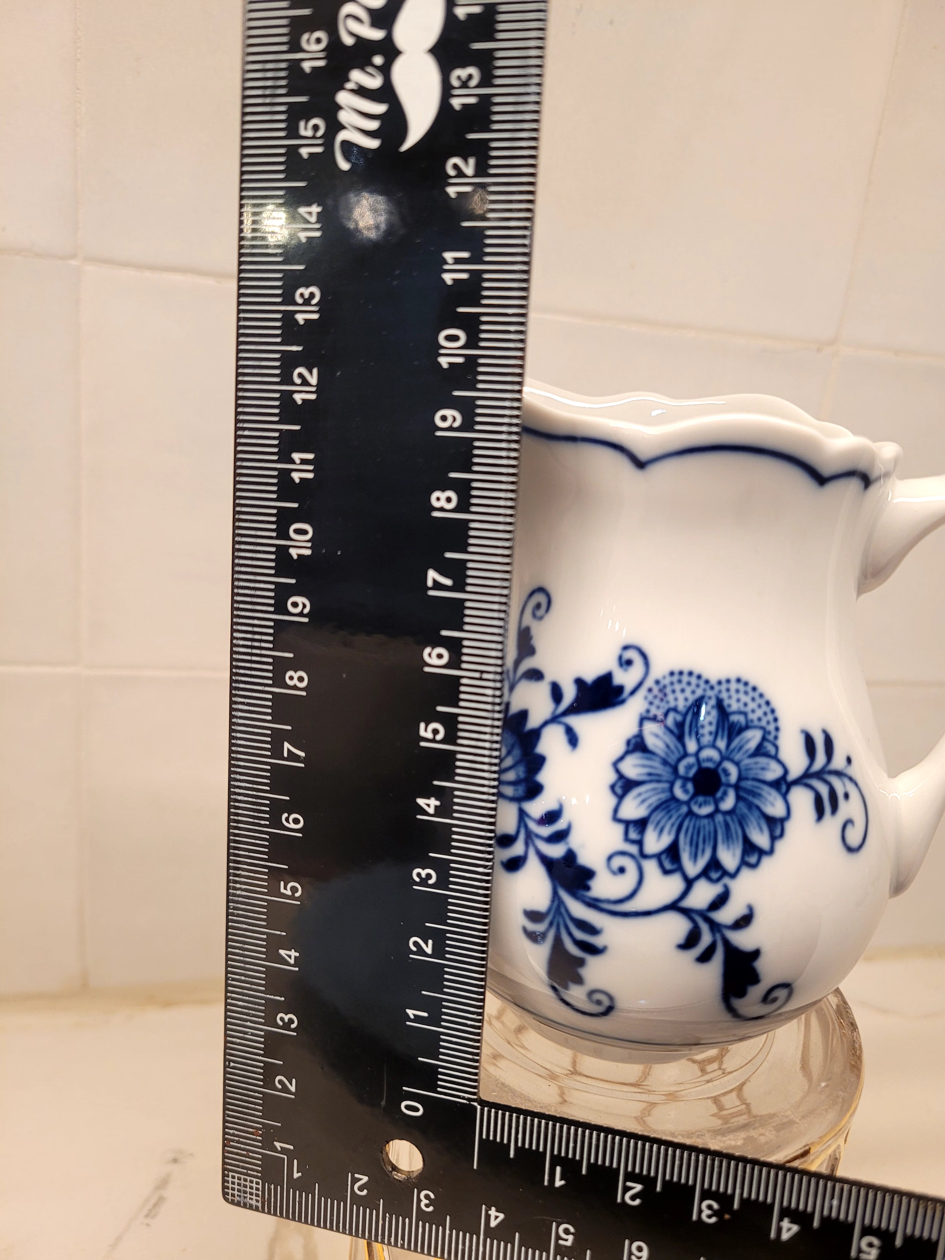 Lipper International Zwiebelmuster Blue Onion Small Pitcher by Lipper International
