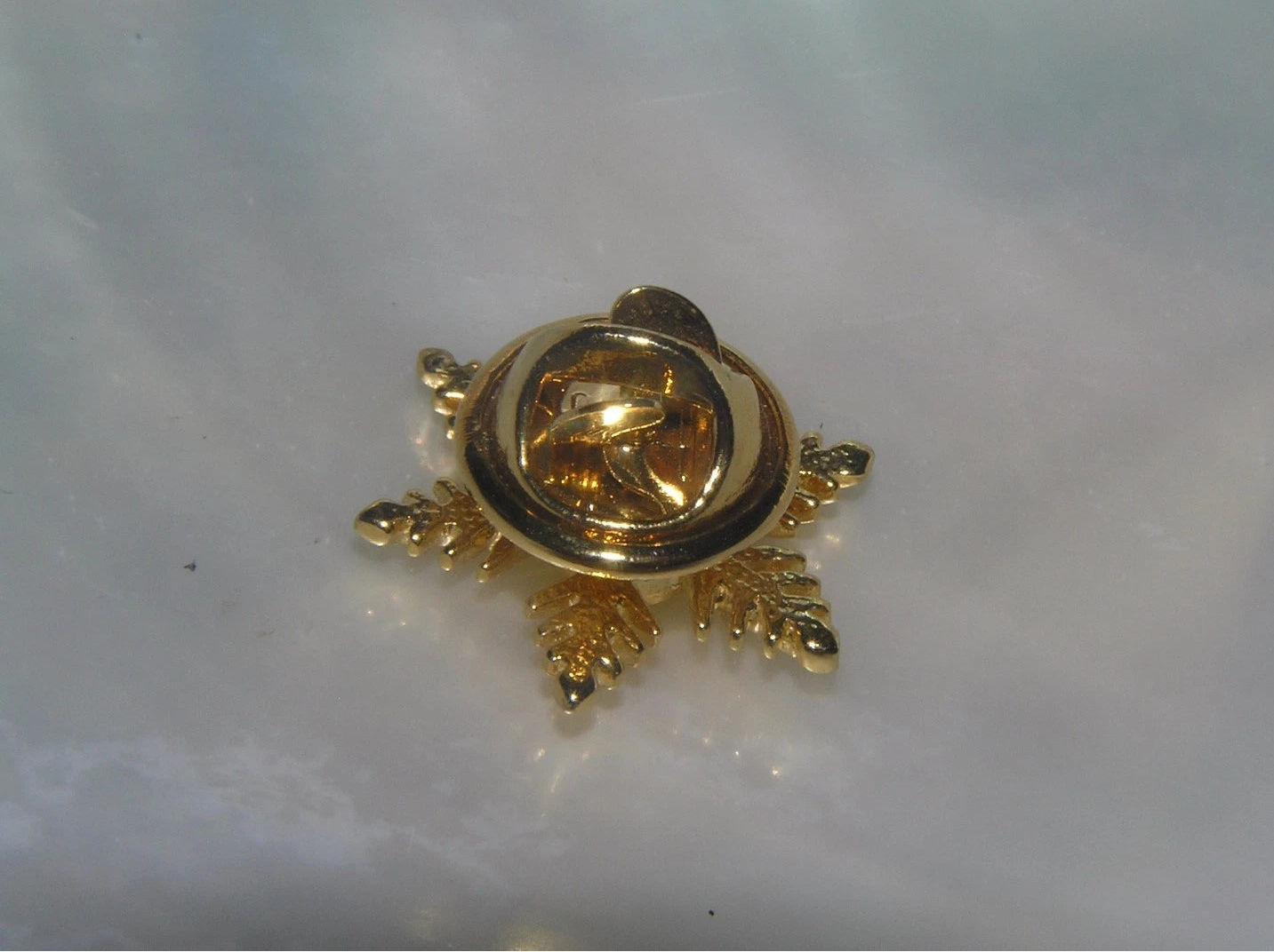 Vintage Gold Tone Snowflake Lapel and tie Pin